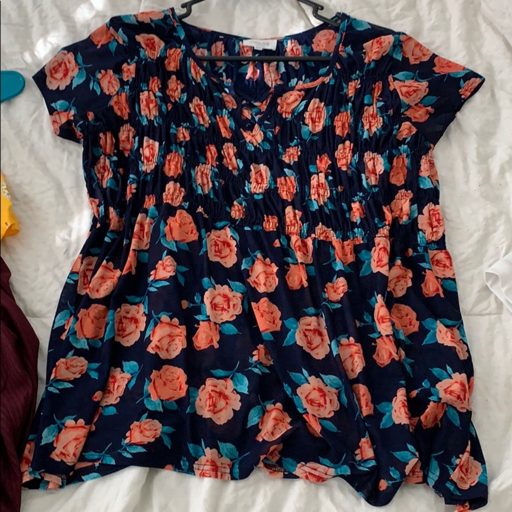 Women’s rose shirt